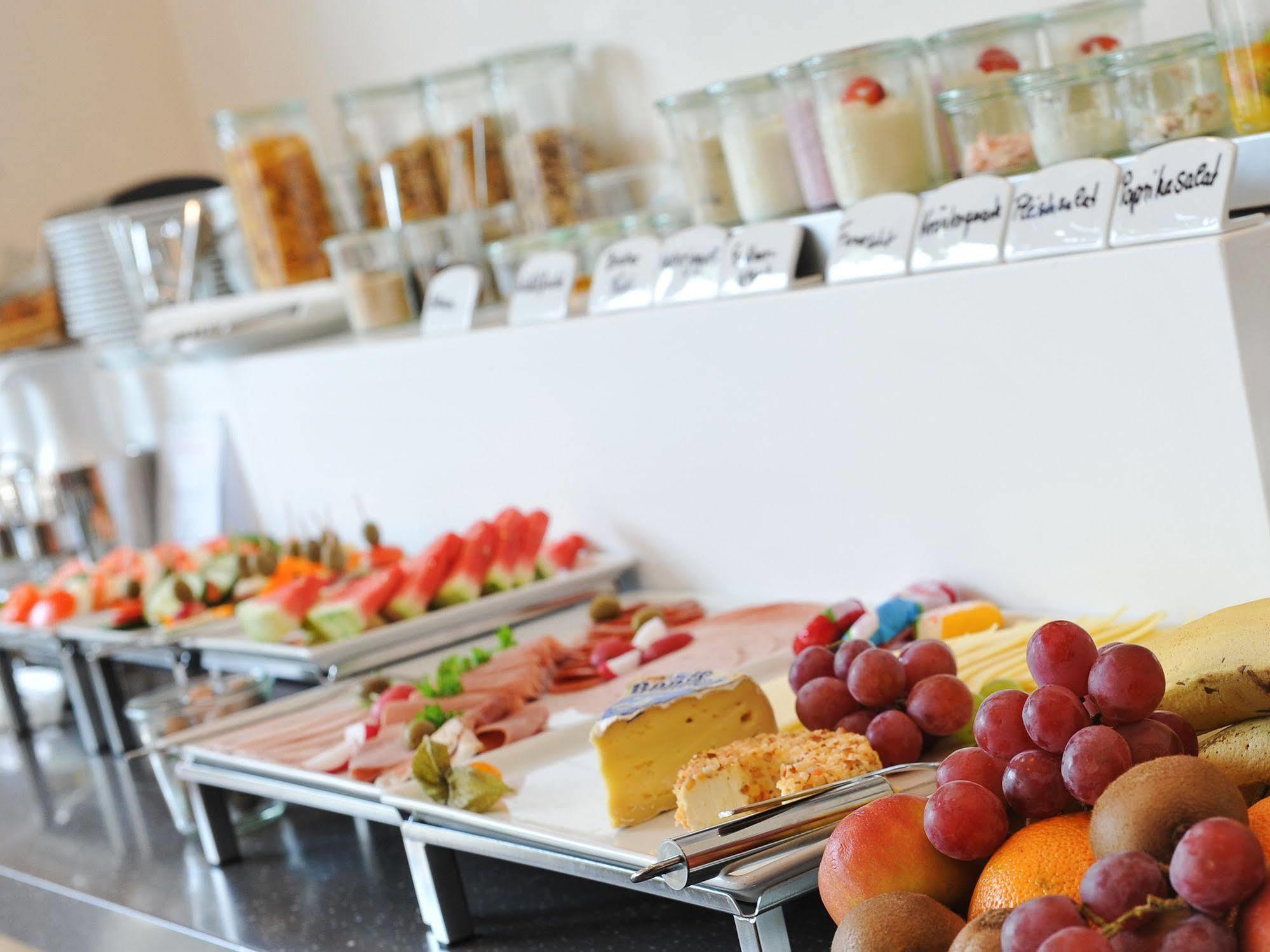 Flottwell Berlin Hotel & Residenz Am Park Екстериор снимка